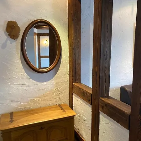 Apartmenthaus Eurenerstrasse 179 아파트