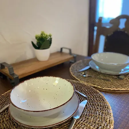 Apartmenthaus Eurenerstrasse 179 아파트