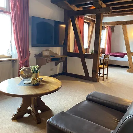 Apartmenthaus Eurenerstrasse 179 아파트