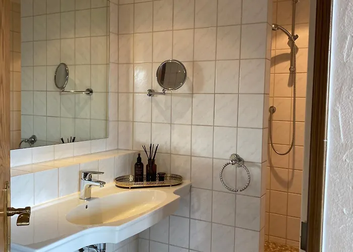 Apartmenthaus Eurenerstrasse 179 *