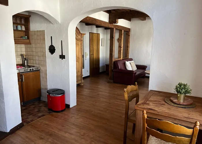 Apartmenthaus Eurenerstrasse 179 *